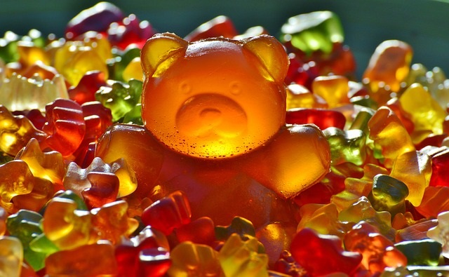 The four largest Dietary Problems, are contributing to the reasons that we are an overweight population. 2) Eating way too much toxic sugar!