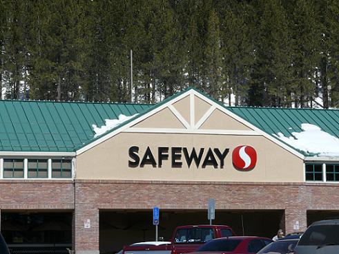 Safeway in Truckee, California - Tips on Eating Healthy Vacation Food by Healthy Diet Habits