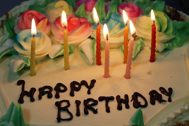 Birthday Cake - Tips for Event Days by Healthy Diet Habits
